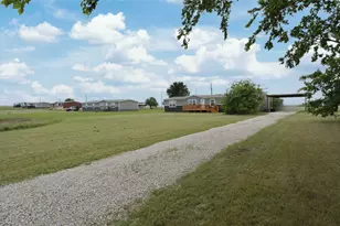 116 El Dorado St, Decatur, TX 76234 - Photo 9