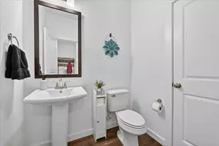 685 Watersedge Ct, Lewisville, TX 75067 - Photo 17