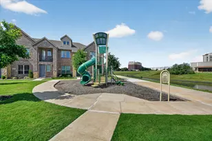 685 Watersedge Ct, Lewisville, TX 75067 - Photo 37