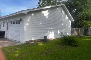 315 E Hill St, Eastland, TX 76448 - Photo 11