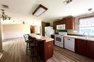 4113 Goliad Dr, Granbury, TX 76048 - Photo 13