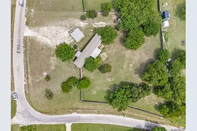 4113 Goliad Drive, Granbury, TX 76048 - Photo 3