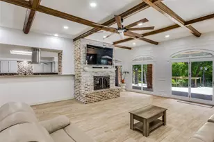 11905 Blue Creek Dr, Fort Worth, TX 76008 - Photo 9
