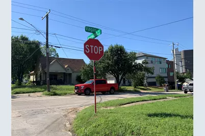 2247 Vagas Street, Dallas, TX 75219 - Photo 3