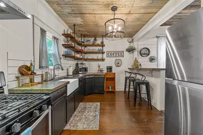 1028 N 4th Street, Waco, TX 76707 - Photo 15