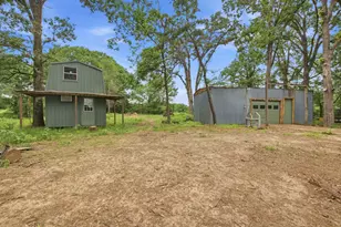 509 Co Rd 2271, Telephone, TX 75488 - Photo 29