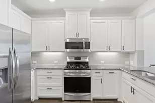 4531 Fossil Opal Ln, Arlington, TX 76005 - Photo 9
