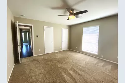2704 Winding Creek Drive, Carrollton, TX 75007 - Photo 11