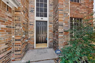 549 Continental Dr, Lewisville, TX 75067 - Photo 5