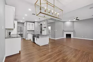 549 Continental Dr, Lewisville, TX 75067 - Photo 11
