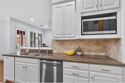 12939 Epps Field Road, Farmers Branch, TX 75234 - Photo 13