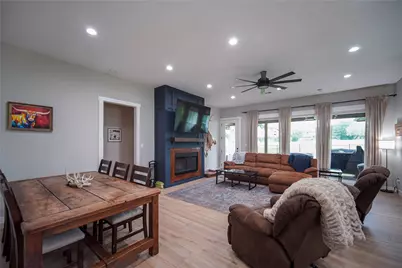 230 Driftwood Court, Runaway Bay, TX 76426 - Photo 9