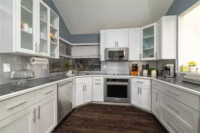 3021 Adolph Street, Dallas, TX 75204 - Photo 11