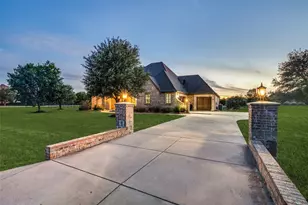 303 Strain Ln, Lucas, TX 75002 - Photo 7