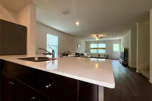 4032 Renee Dr, Dallas, TX 75227 - Photo 9