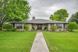104 Brookview Dr, Decatur, TX 76234 - Photo 3