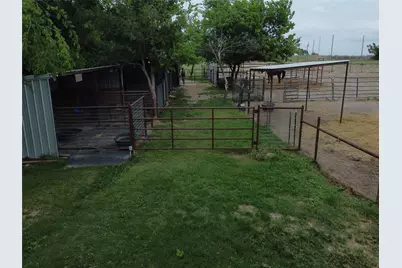 1549 County Road 180, Stephenville, TX 76401 - Photo 33