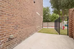 420 Crockett Cir, Roanoke, TX 76262 - Photo 25