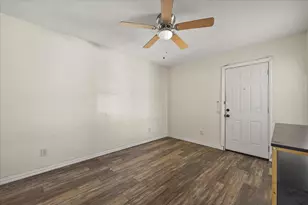 2504 Brook Hollow Ct, Mesquite, TX 75150 - Photo 15