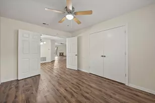 2504 Brook Hollow Ct, Mesquite, TX 75150 - Photo 17