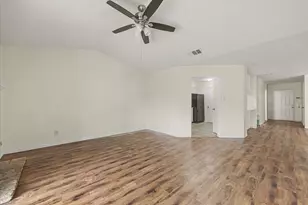 2504 Brook Hollow Ct, Mesquite, TX 75150 - Photo 9