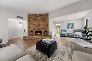 809 Levelland Dr, Arlington, TX 76017 - Photo 5
