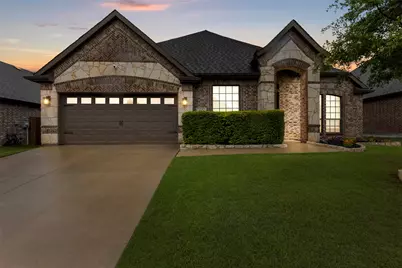 354 Wolf Creek Drive, Waxahachie, TX 75165 - Photo 1
