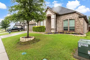 354 Wolf Creek Dr, Waxahachie, TX 75165 - Photo 3