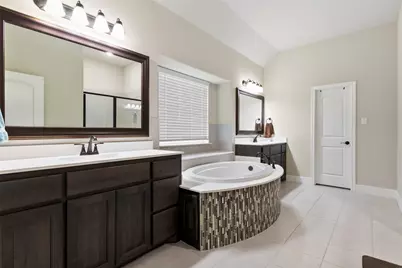 354 Wolf Creek Drive, Waxahachie, TX 75165 - Photo 15