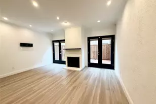 2727 Shelby Ave, Dallas, TX 75219 - Photo 3