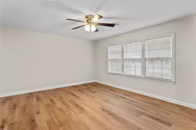 1425 Crow Drive, Waco, TX 76705 - Photo 3