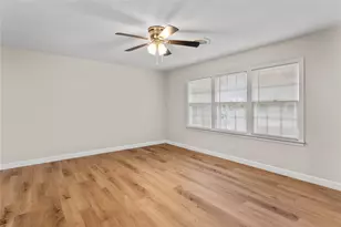 1425 Crow Dr, Waco, TX 76705 - Photo 3