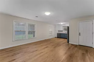 1425 Crow Dr, Waco, TX 76705 - Photo 13