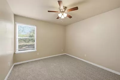 728 W Walker Street, Denison, TX 75020 - Photo 11