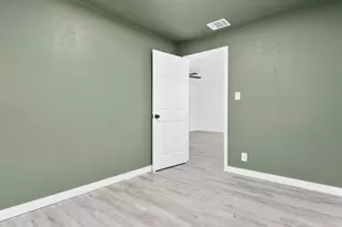 1008 Schieffer Ave, Fort Worth, TX 76110 - Photo 15