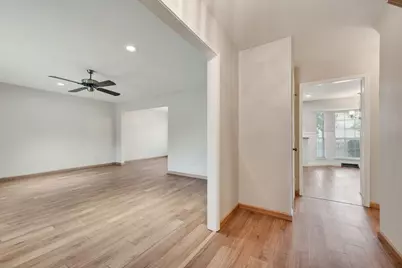 4902 Thorncliffe Drive, Arlington, TX 76016 - Photo 9