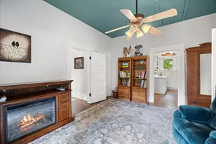 708 N Anglin St, Cleburne, TX 76031 - Photo 21