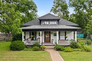 708 N Anglin St, Cleburne, TX 76031 - Photo 1