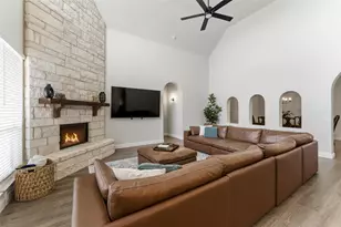 12504 Panther Creek Dr, Godley, TX 76044 - Photo 23