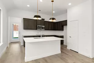 1608 Mdw Crst Dr, Aubrey, TX 76227 - Photo 7