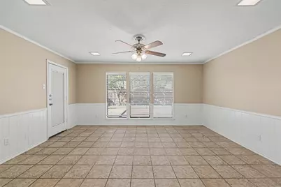 1020 Oxfordshire Drive, Carrollton, TX 75007 - Photo 11