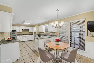 1020 Oxfordshire Drive, Carrollton, TX 75007 - Photo 9