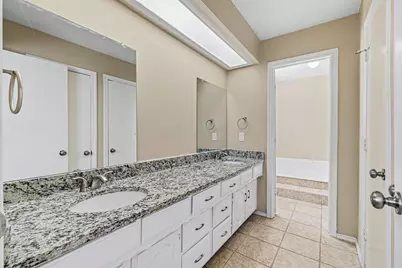 1020 Oxfordshire Drive, Carrollton, TX 75007 - Photo 13