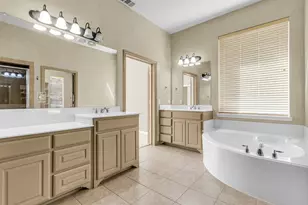 10247 Burnt Mill Ln, Frisco, TX 75035 - Photo 23
