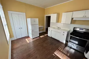 512 Pearl St, Denton, TX 76201 - Photo 11