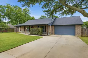 404 N Florence St, Tioga, TX 76271 - Photo 3