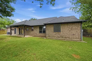 404 N Florence St, Tioga, TX 76271 - Photo 29