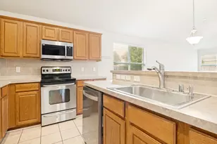 3247 Yeltes, Grand Prairie, TX 75054 - Photo 13