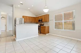 3247 Yeltes, Grand Prairie, TX 75054 - Photo 11