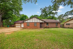 206 Clover Ln, Palestine, TX 75803 - Photo 7